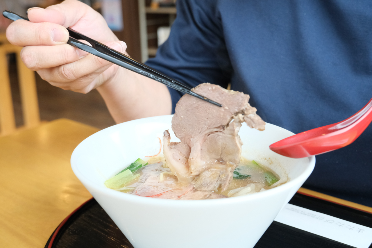 山くじらラーメン 美郷町の和洋猪食処「またたび」