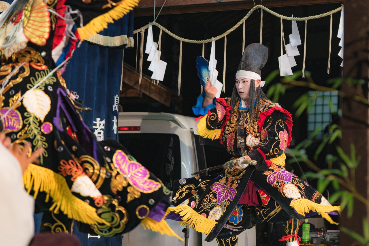 島根県美郷町の「伝統芸能と光の祭典」