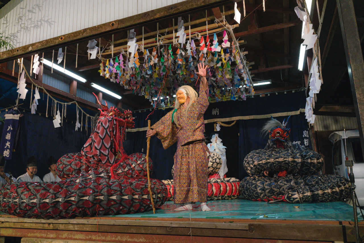 島根県美郷町の「伝統芸能と光の祭典」